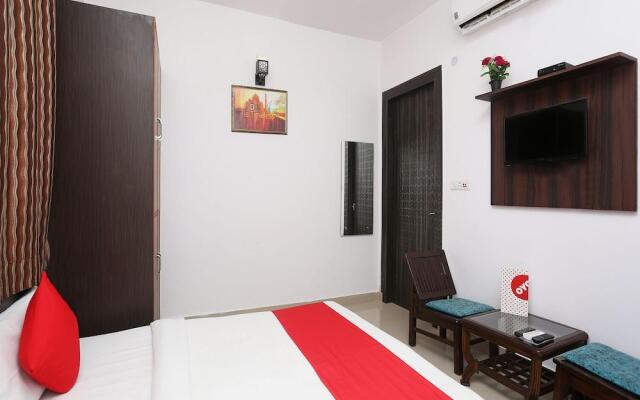 OYO 19535 Hotel Taj Niwas