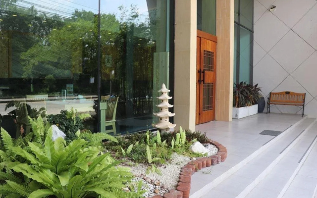 Wisdom Hotel & Residence