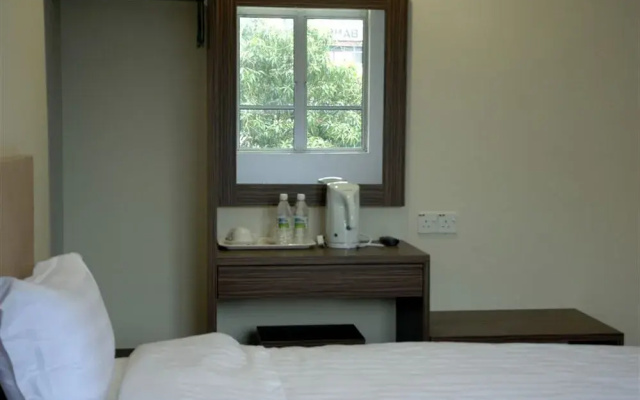 Petanak Lodge