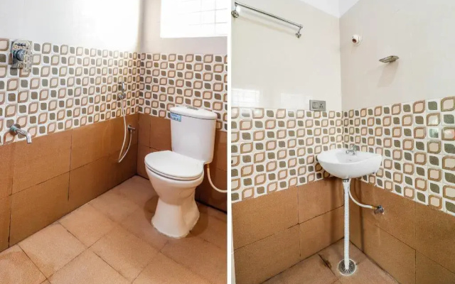 Om Sai Suites by OYO Rooms