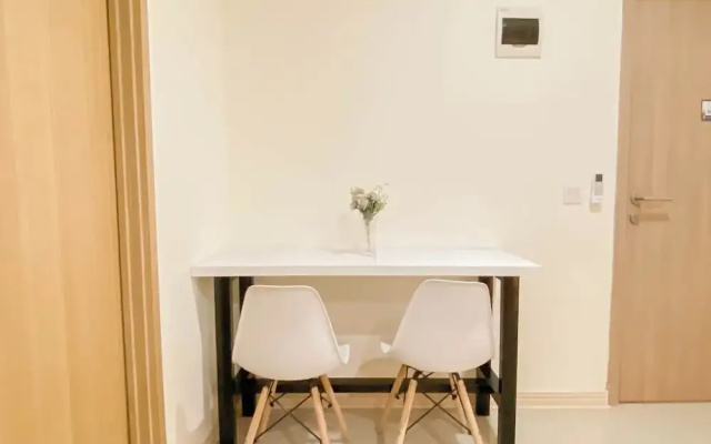 Restful And Homey 2Br Apartment Meikarta