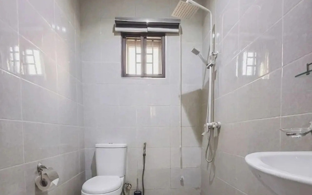 Macdestly Apartment