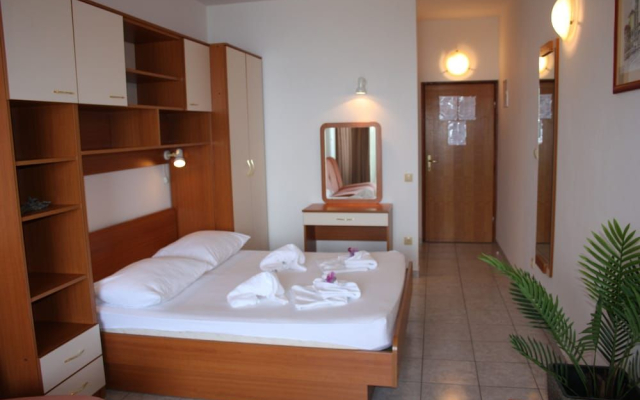 Apartments Ivan
