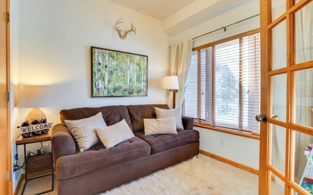 Fantastic Fraser Condo: Year-round Family Getaway