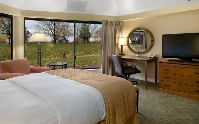 Hilton Chicago Indian Lakes Resort