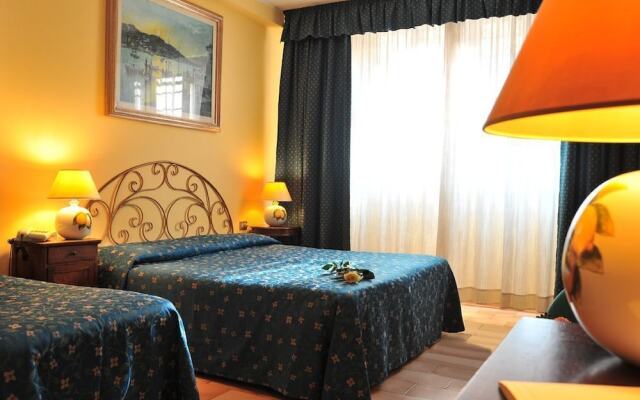 Hotel Albion комната для гостей