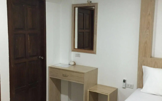 Ruang Thong Residence