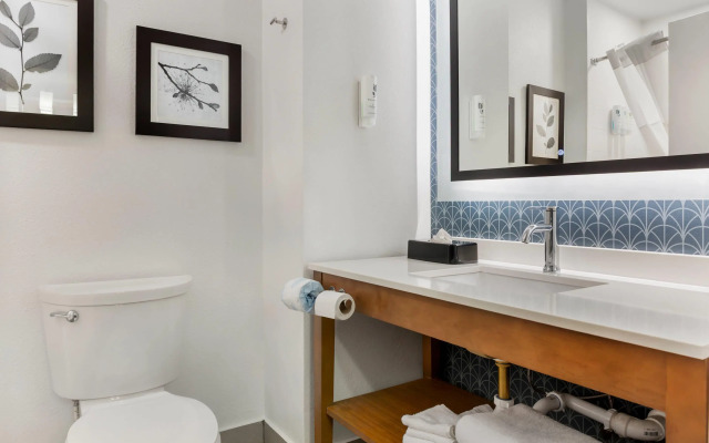 Country Inn & Suites by Radisson, Georgetown, KY