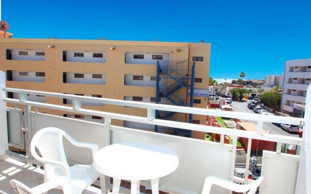 Strelitzias Apartments