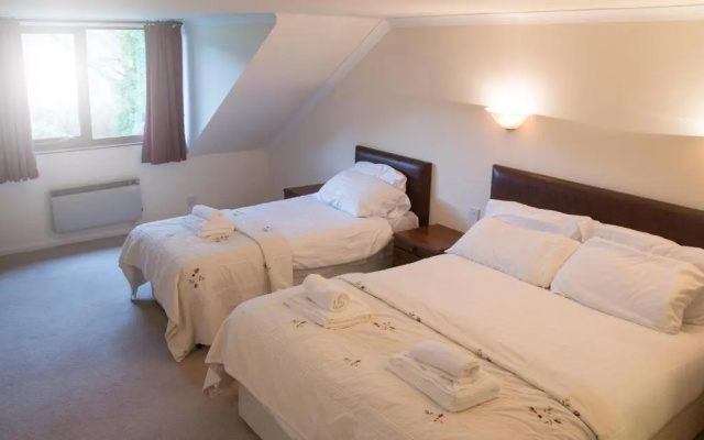 Trewern Arms Hotel