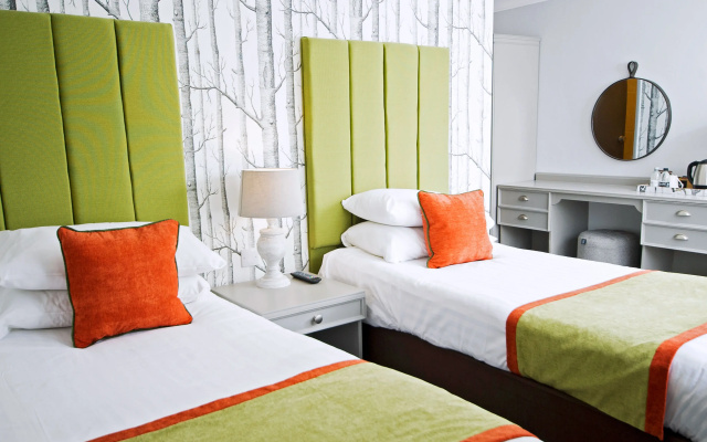 Crown Hotel