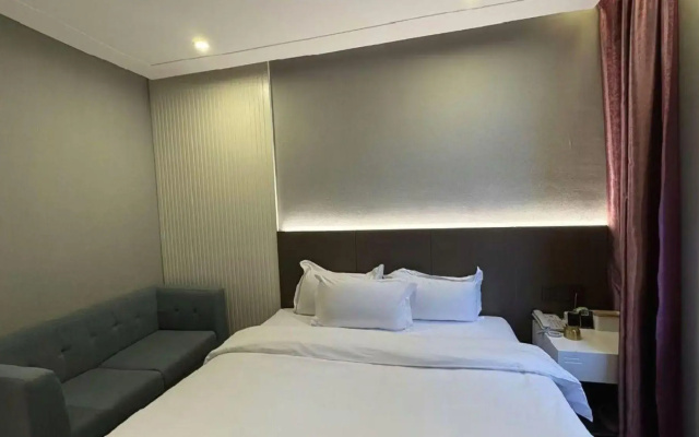Dongjiang Hotel