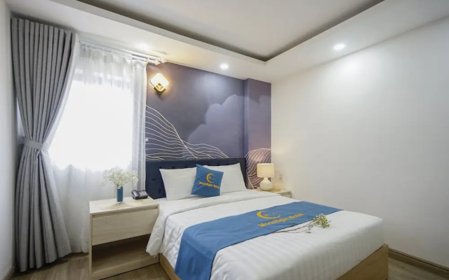 Moonlight Nha Trang Hotel