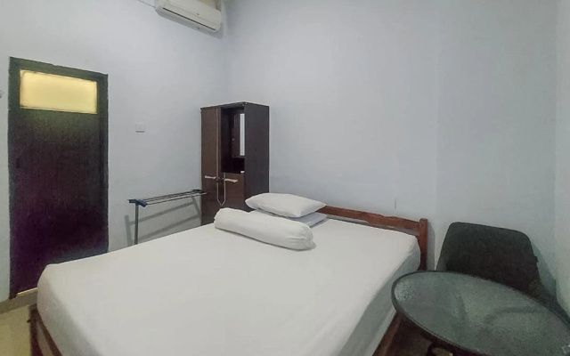 Enine Homestay Makassar RedPartner