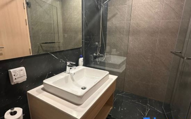 1BR High-Rise | Pool & Gym | BTS Punnawithi | BKK