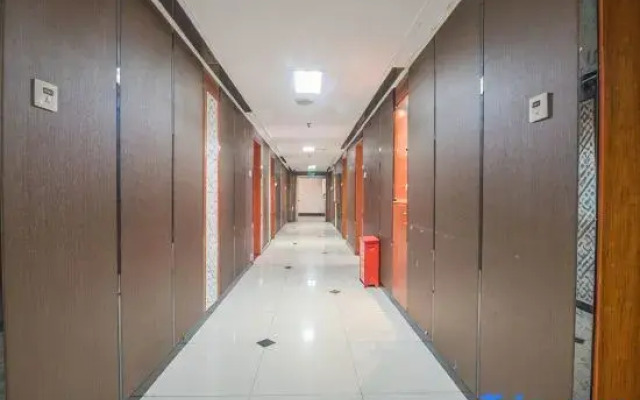 Junyi Hotel (Fuzhou Dongjiekou Metro Station, Sanfang Qixiang)