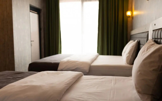 Otel 28