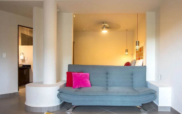 Honey B Suites