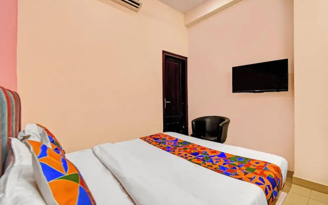 Fabhotel Insight Inn