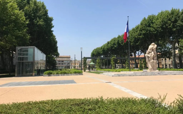 Le 31