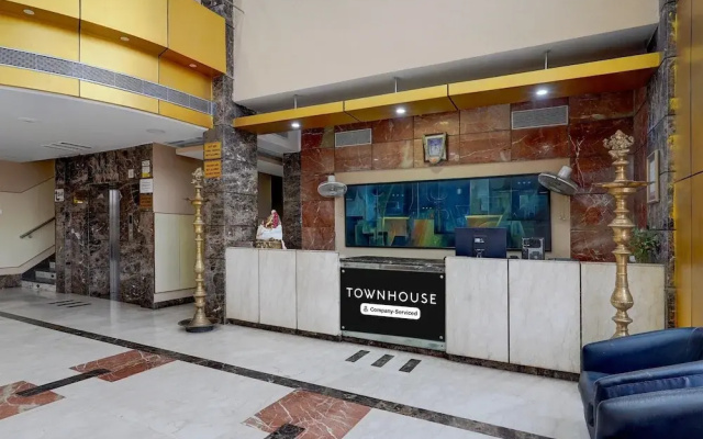 Super Townhouse Koyambedu Royal Plaza