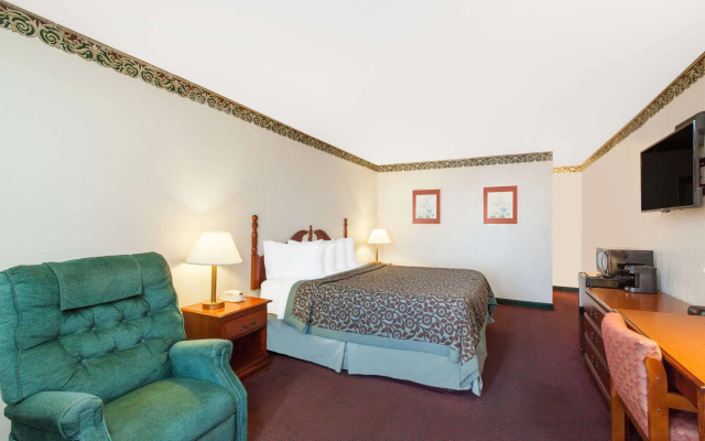 Days Inn by Wyndham Erick
