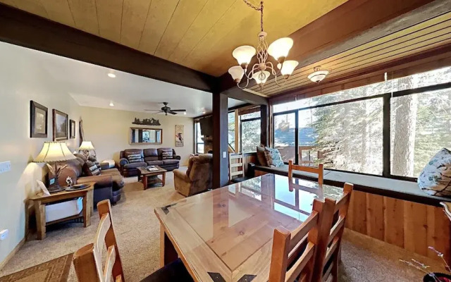 Spacious 2 Bedroom Condo Great For Friends and Families! Free Village Gondola Ride! by RedAwning