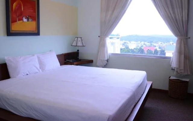 Hoang Loc Hotel