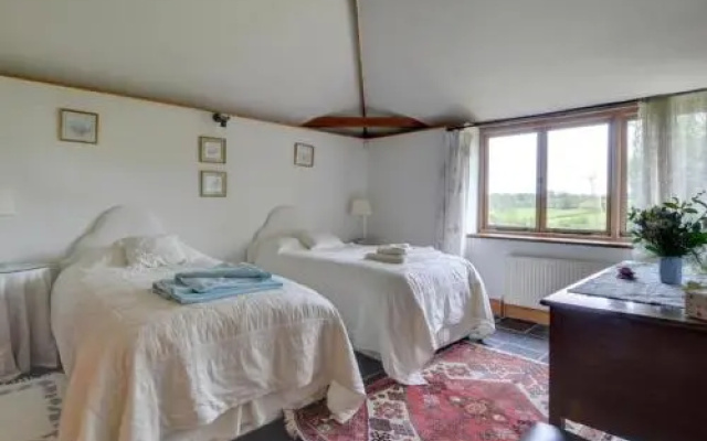 Holiday Home Brook Farm Oast