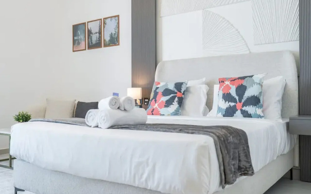 A Prime Studio That Sleeps 2 in Jebel Ali