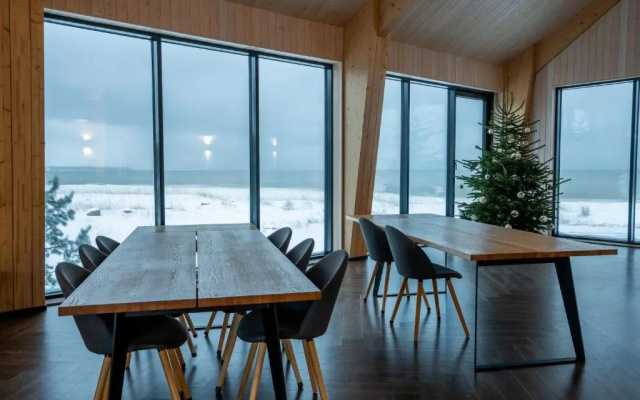 Tulivee Villa