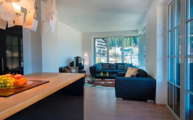 Penthouse in Bad Gastein Near Ski Lifts