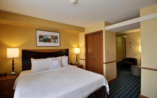 Fairfield Inn & Suites by Marriott Milwaukee Airport