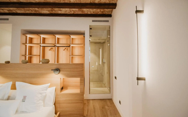 Petit Luxe St. Pere