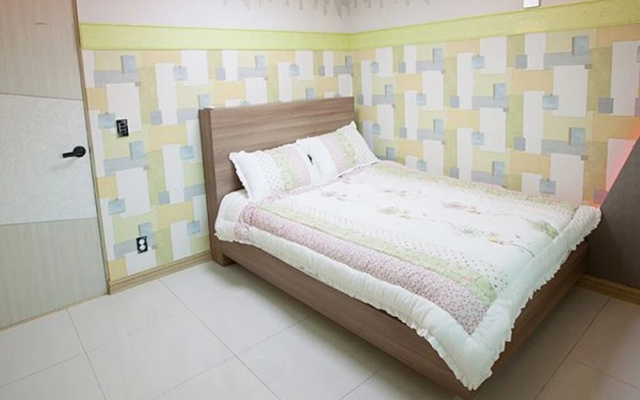 Geoje Nature Garden Pension