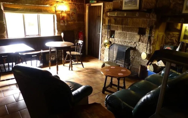 Peakstones Inn