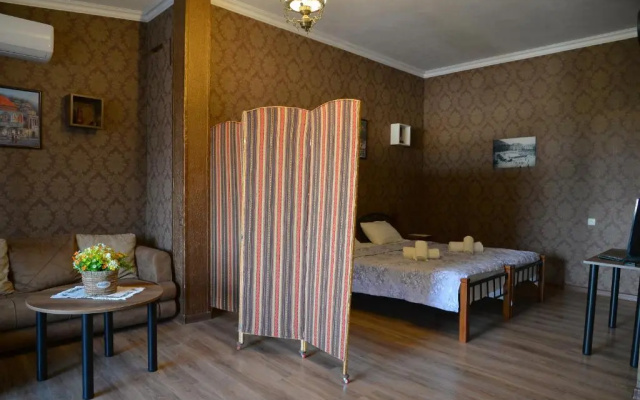 Natia's apartment on Dadiani st.