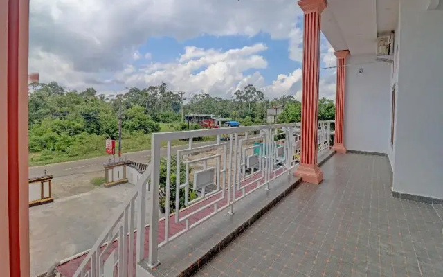 OYO 91203 Naufal Residence Syariah