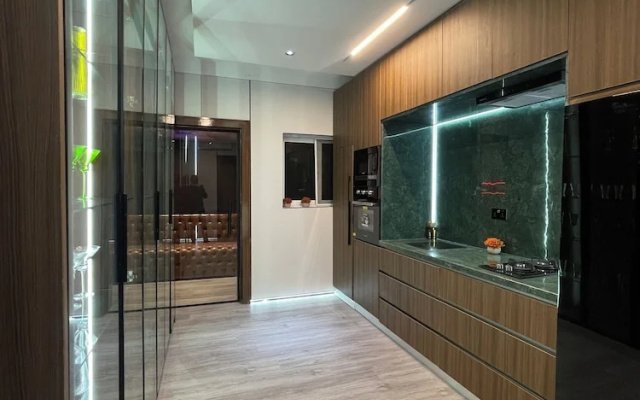 One Bedroom Luxury Apartment in Maitama