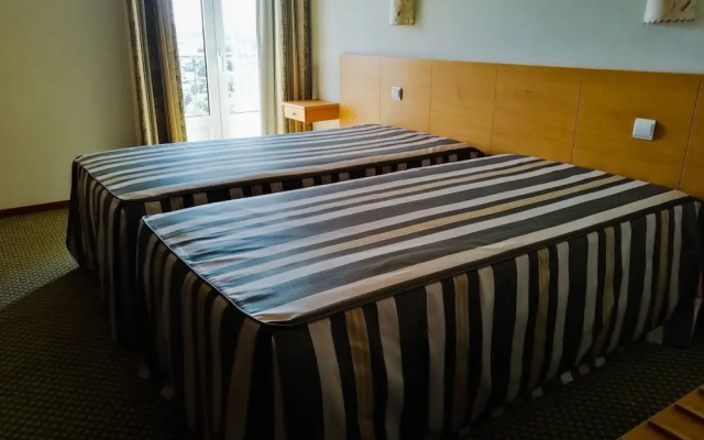 Travel Hotel