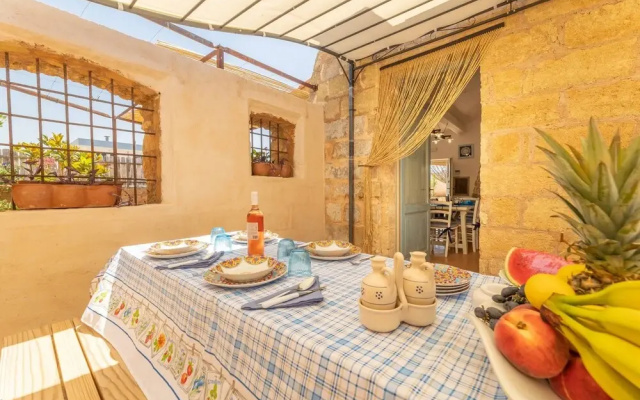 Trullo Mmammineddhu in Torre San Giovanni