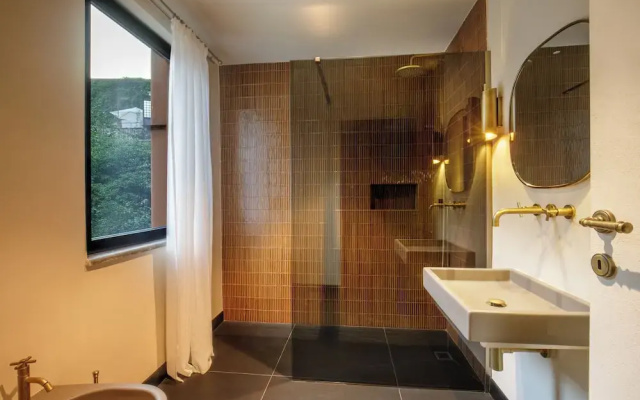 Palazzo Serpe Suites near Colosseum