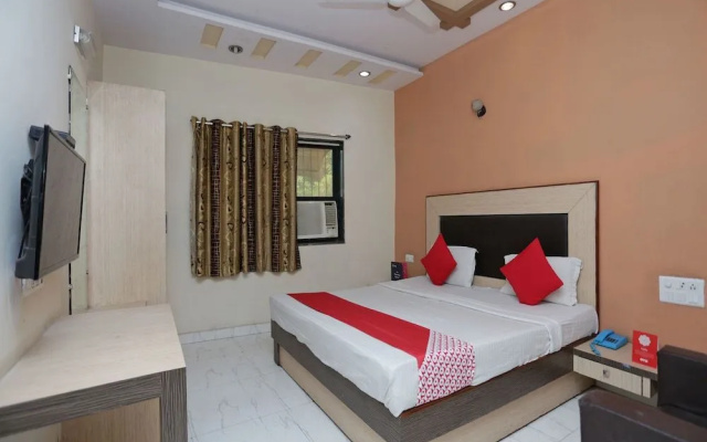 OYO 12914 Hotel Jagdish