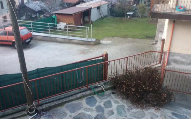 Camera Fenis