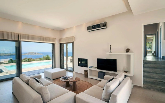 Breathtaking Views 4 bedroom villa
