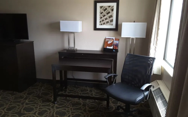 Inn at the Canyons