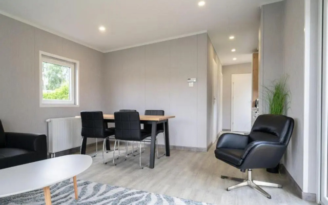 Chalet Recreatiepark Maas & Bos 1