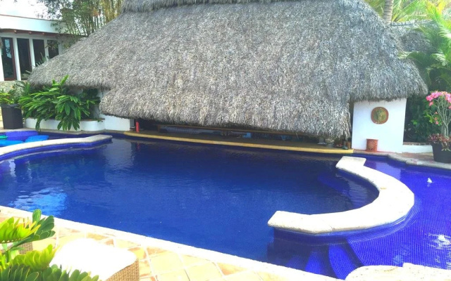 Casa de Mita Hotel