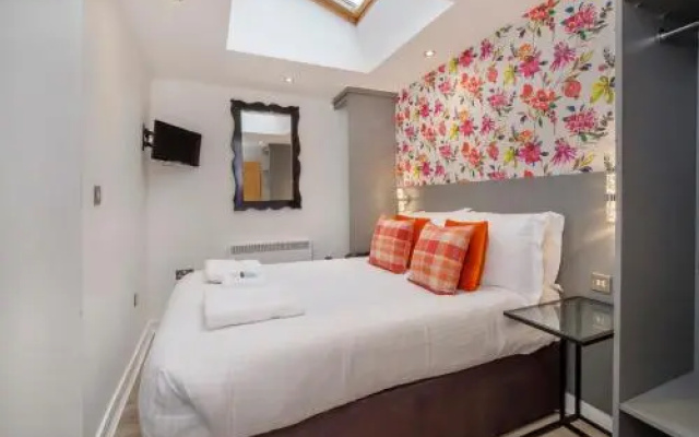 York Luxury Properties - Travel Accommodation