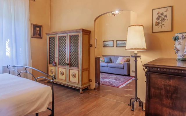 Gothic Apartments - Ground Floor